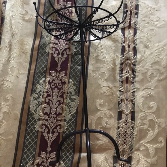 Women’s Black Iron Jewelry Holder Stand😍 - Picture 3 of 3